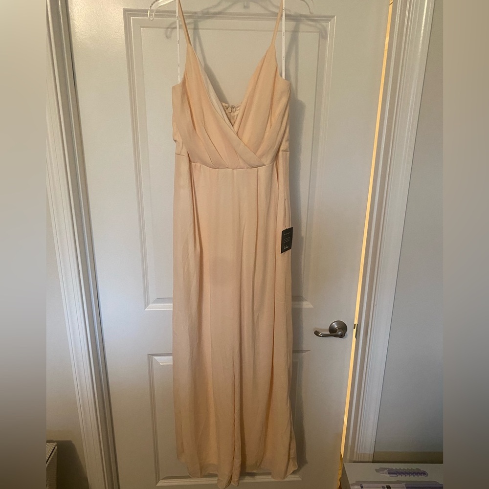 NWT Lulu’s Cream Jumpsuit